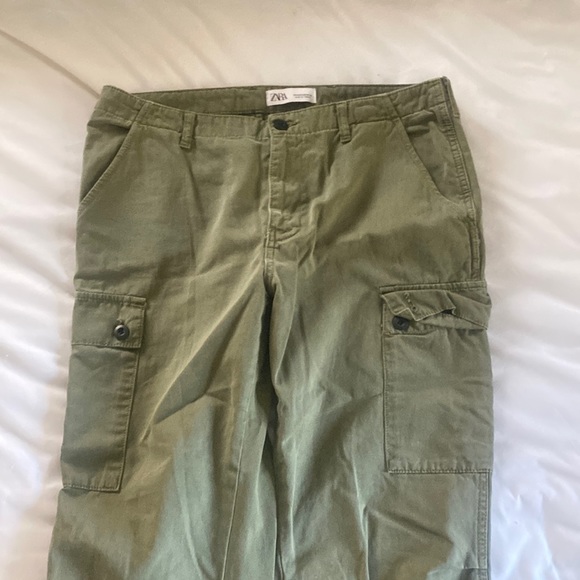 Zara army green cargo sz8 - Picture 3 of 7
